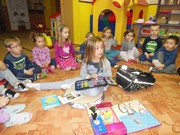 Návštěva školáků ve školce